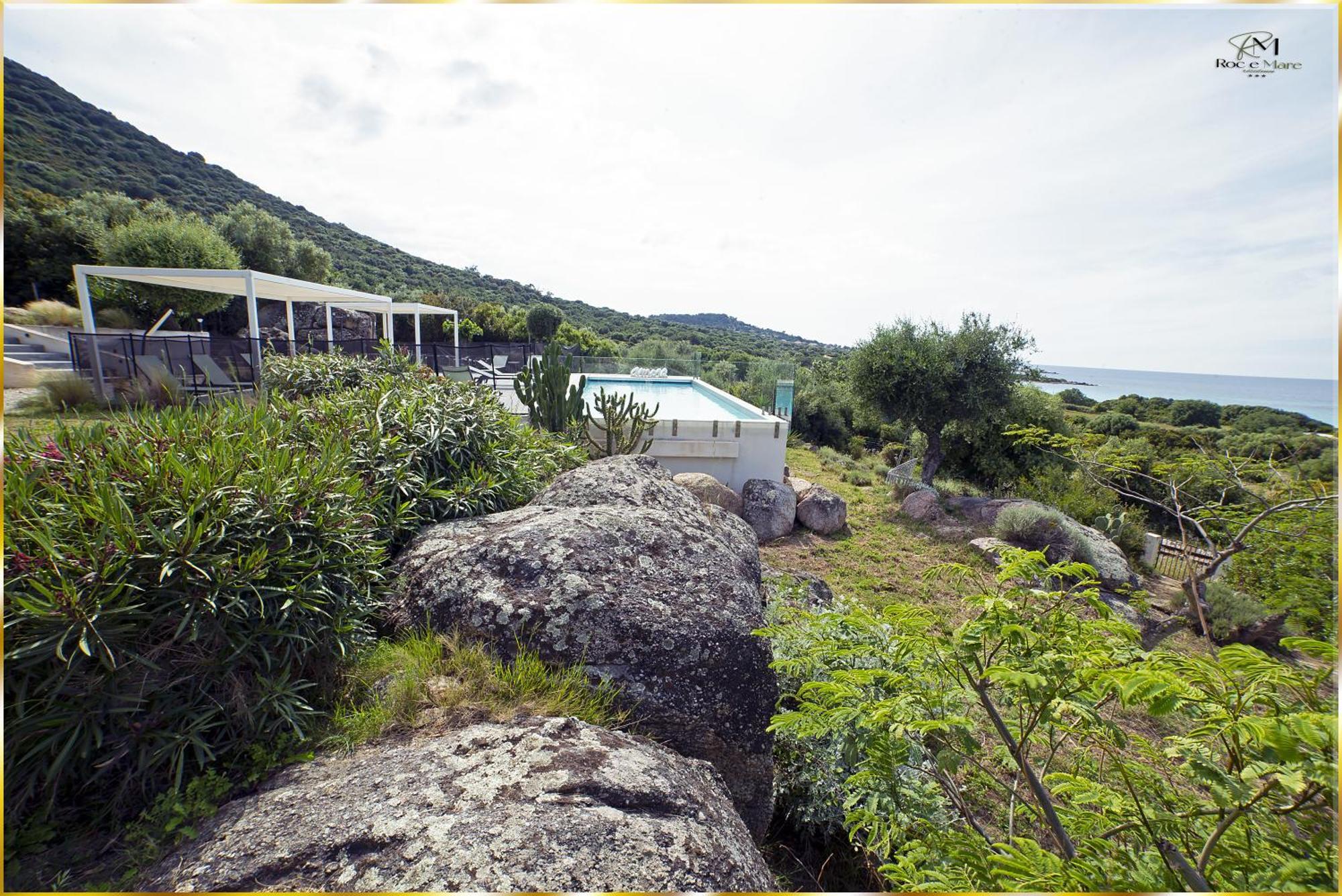 Apartment Roc E Mare